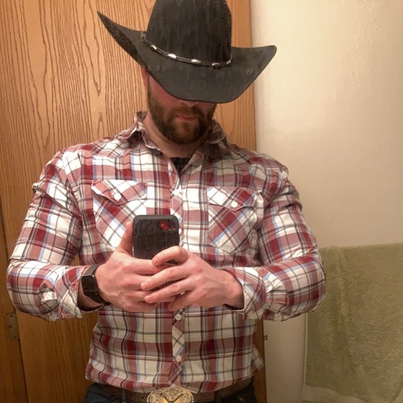 Profile Picture of Michael Hetrick (@minnesotamike3) on Poshmark