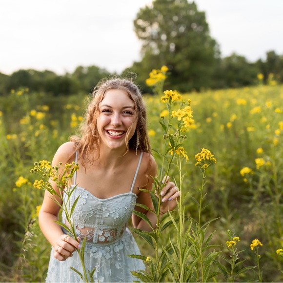 Profile Picture of Lucy Bock (@lucy_bock) on Poshmark