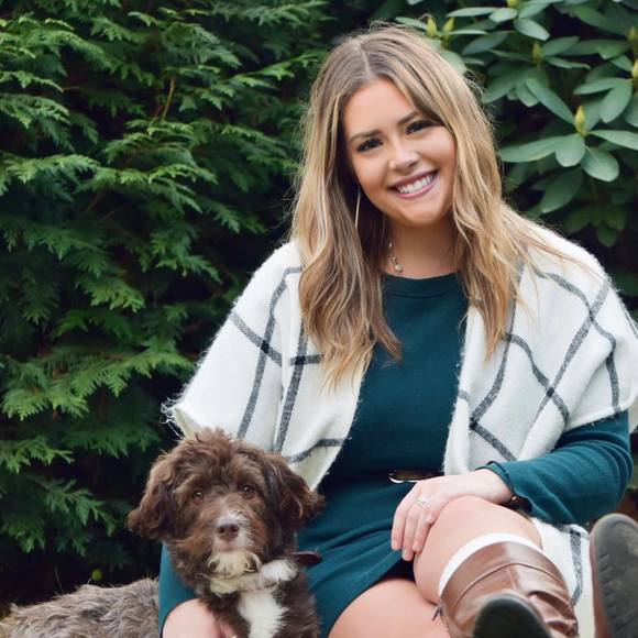 Profile Picture of Taylor Trenary (@taylynn98) on Poshmark