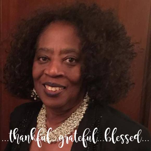 Profile Picture of Rose Solomon (@rosesolomon1563) on Poshmark
