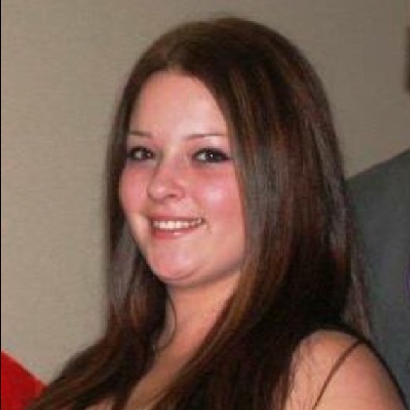 Profile Picture of Paula Hachey (@paula07397) on Poshmark