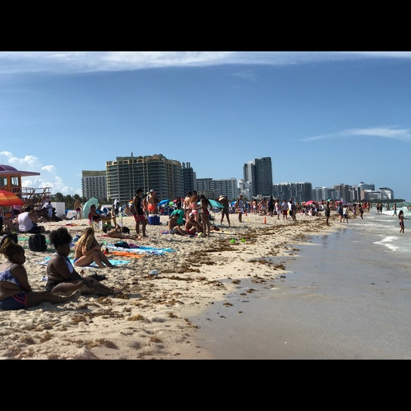 Profile Picture of Meka Jackson (@mekababii89) on Poshmark