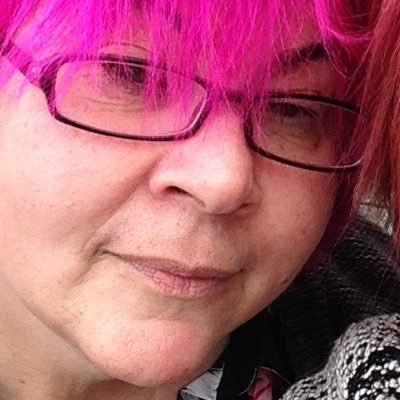 Profile Picture of Annette Matthews (@annettesaints) on Twitter