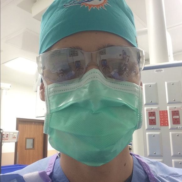 Profile Picture of Trent Starbuck (@trent_starbuck) on Poshmark