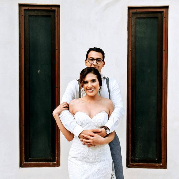 Profile Picture of Giovanna Brazón (@giovisnovis) on Poshmark