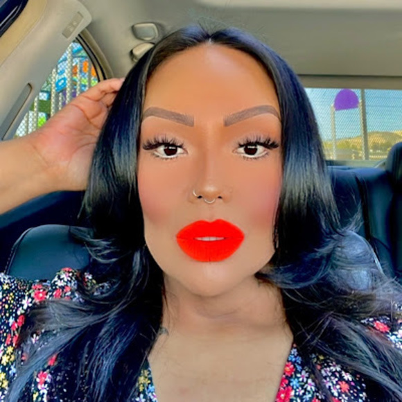 Profile Picture of Anel Cabanas (@anelcabanas1) on Poshmark