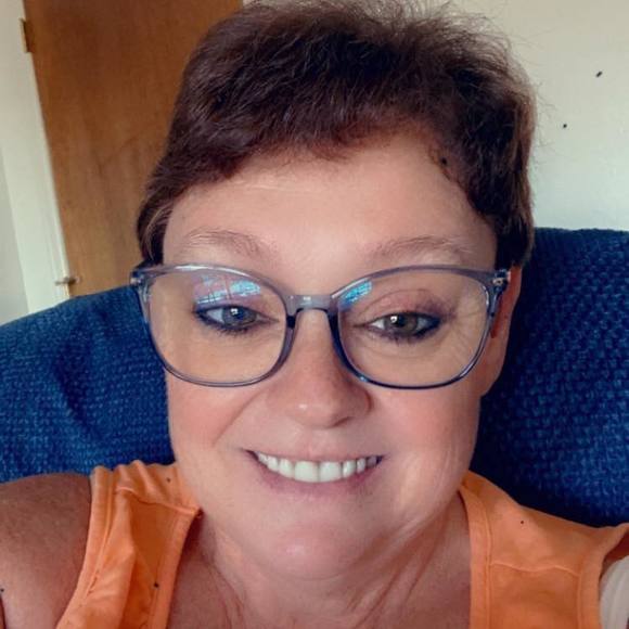 Profile Picture of Sheri Sorem (@sheri67sorem) on Poshmark