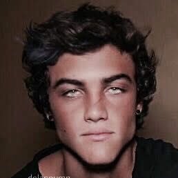 𝒢𝒶𝒷𝒷𝓎🌻 - Twitter Profile Picture of 𝒢𝒶𝒷𝒷𝓎🌻 (@pinchmeethan) on Twitter