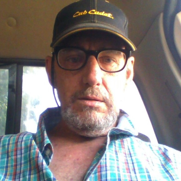 Profile Picture of Steve Bush (@bushsteve17) on Poshmark