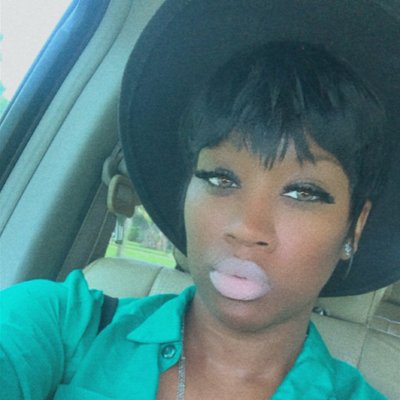 Profile Picture of Kim Lopes  🥂 (@ItsKimLopes) on Twitter