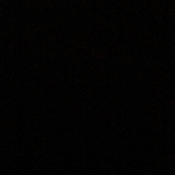 Profile Picture of Lauren Doronila (@laurendoronila) on Poshmark