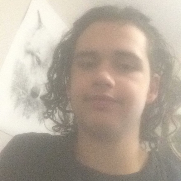 Profile Picture of Jacob Huff (@jacobhuff323) on Poshmark