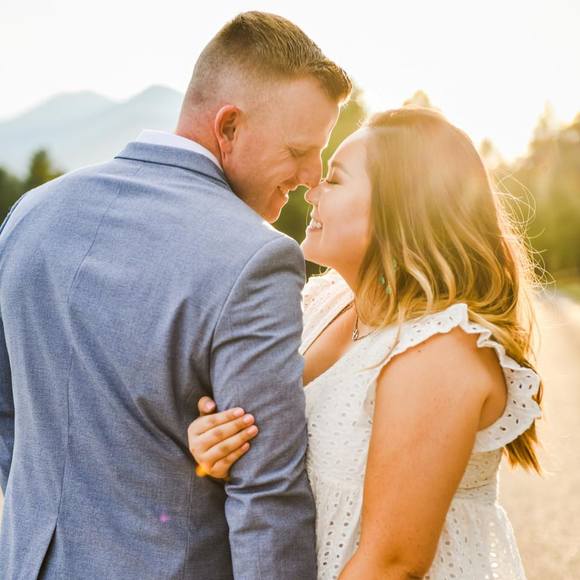 Profile Picture of Hope Laurance (@hope_laurance) on Poshmark