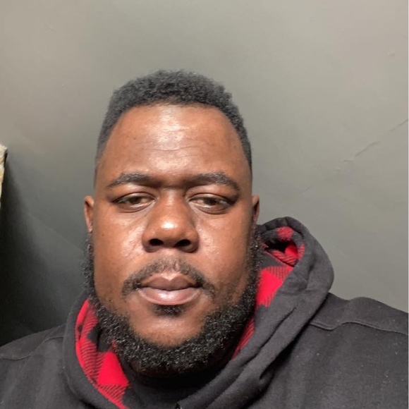 Profile Picture of Ricky Irby (@rickyirby) on Poshmark