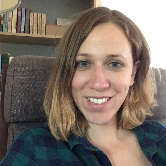 Profile Picture of Kate Vaughan (@kacascio) on Poshmark