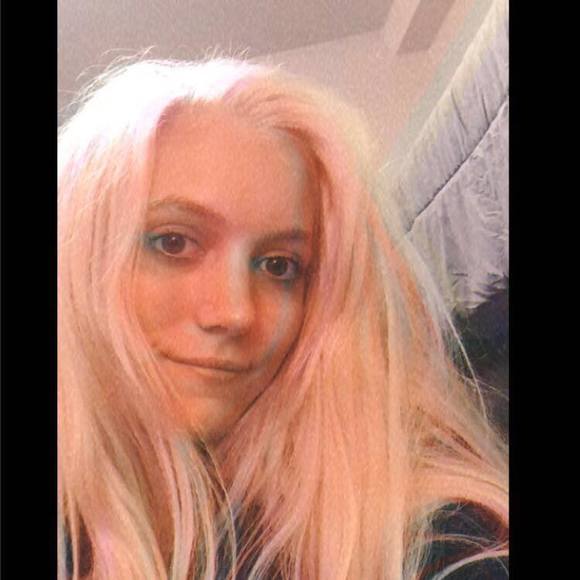 Profile Picture of Jordan Wommack (@jordanwommack) on Poshmark