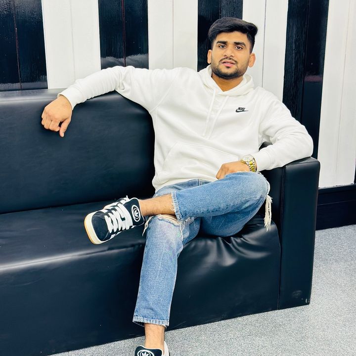 Profile Picture of Arslan Khalid (@arslankhalid018) on Tiktok