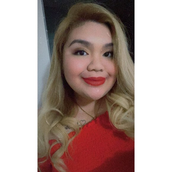 Profile Picture of Pauline Ramirez (@plnnnrmrz16) on Poshmark