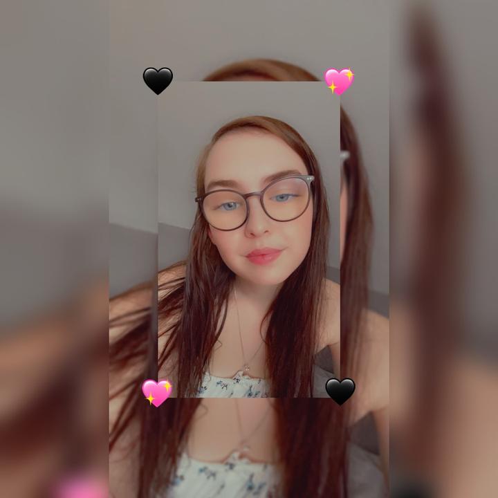 Profile Picture of evelyn (@evelynunruh_) on Tiktok