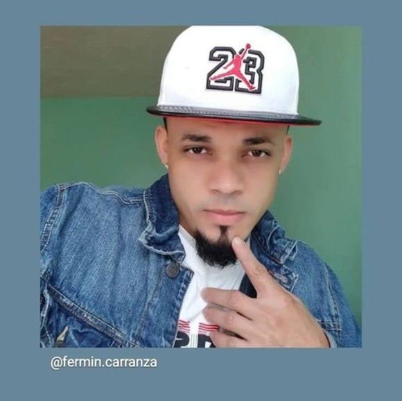 Profile Picture of Carranza Martinez (@carranzafermin1) on Poshmark