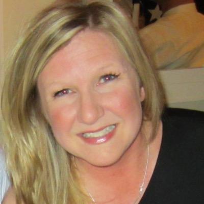 Profile Picture of Andrea Richards (@tEXasPat72) on Twitter