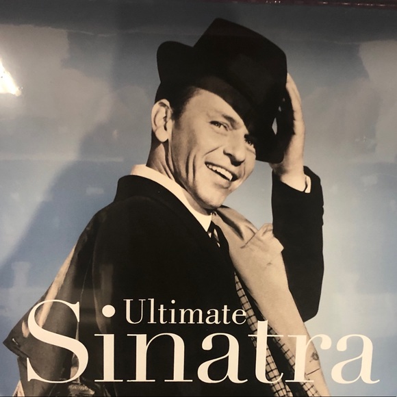 Profile Picture of Jonathan Charny (@jonnyred) on Poshmark