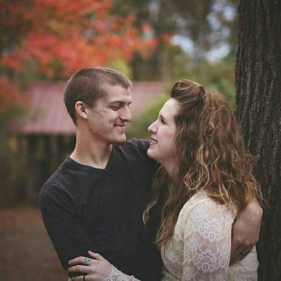 Profile Picture of Courtney Black (@harrisc453) on Poshmark