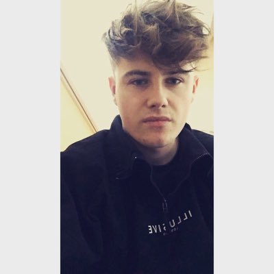 Profile Picture of Adam Parkinson (@AdamParkinson10) on Twitter