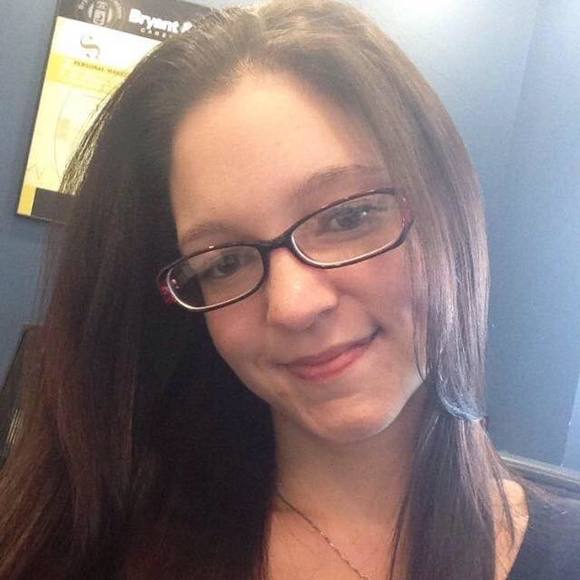 Profile Picture of Libby Walker (@darc_angel_89) on Poshmark