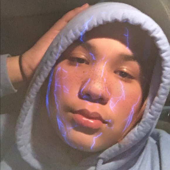 Profile Picture of Tyler Danforth (@xobaddieox) on Poshmark