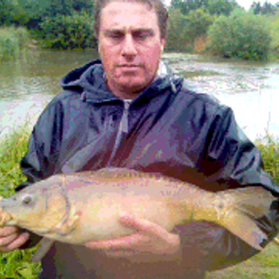 Profile Picture of Wayne Davies (@Hucks34) on Twitter