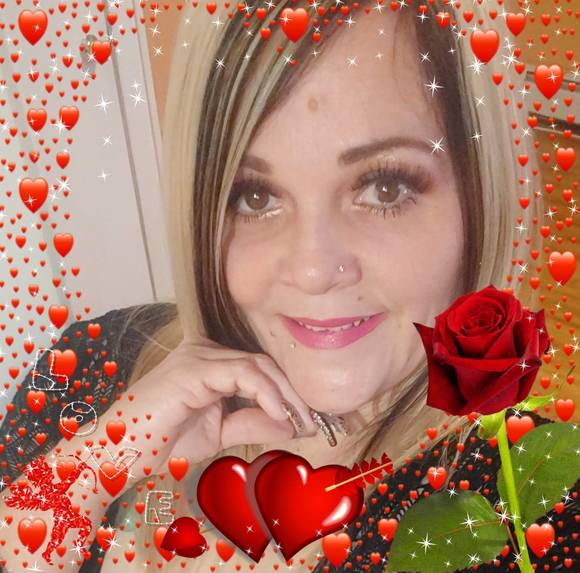 Profile Picture of Sandra colon Colon (@colonsandra99) on Poshmark