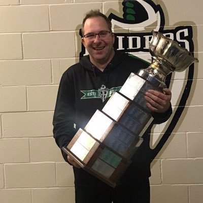 Profile Picture of Jeff Groves (@Hatcher14) on Twitter