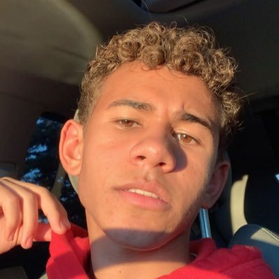 Profile Picture of YURRME Chance (@chance__perry) on Twitter