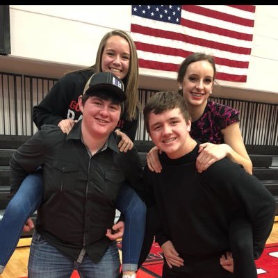 Profile Picture of Zach Zuber (@ZachZuber3) on Twitter