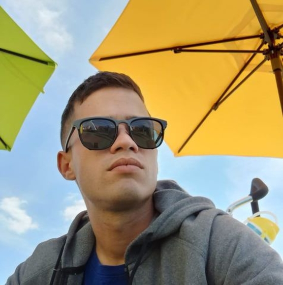 Profile Picture of Jose luis Lluch (@joseluislluch79) on Poshmark