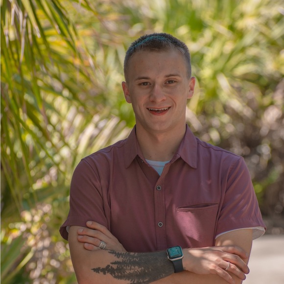 Profile Picture of Bradley Philbrick (@bradley_p) on Poshmark