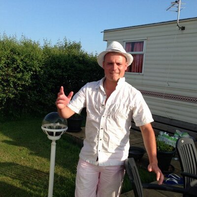 Profile Picture of Joe Humphries (@joejoebob100) on Twitter