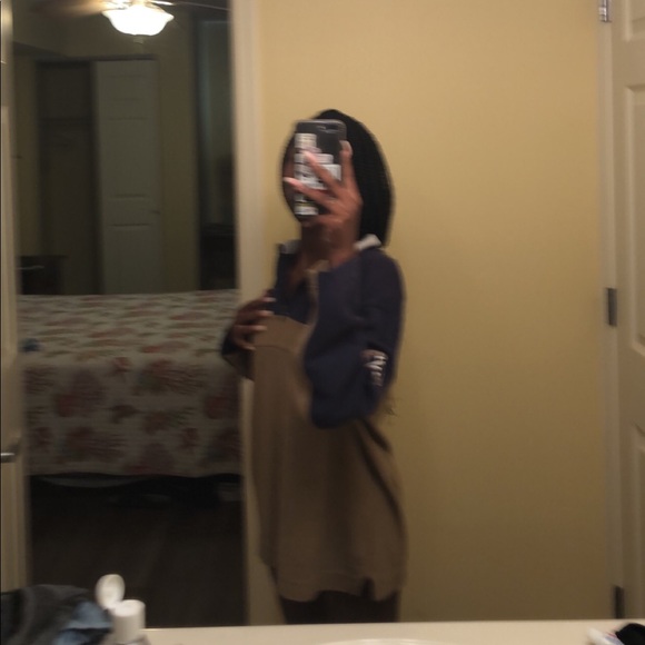 Kayleigh. Hines. - Poshmark Profile Picture of Kayleigh. Hines. (@kayleighhines18) on Poshmark