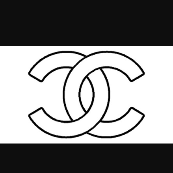 Profile Picture of Alex Ajencia (@alexajencia) on Poshmark