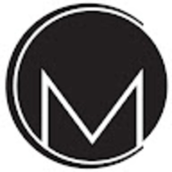 Profile Picture of Claire Muldrew (@clairemuldrew) on Poshmark