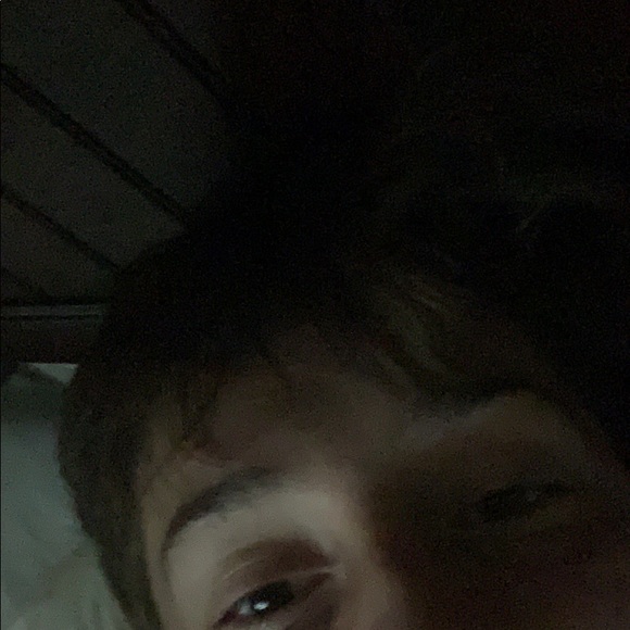 Profile Picture of Julian Ayers (@julian_ayers) on Poshmark