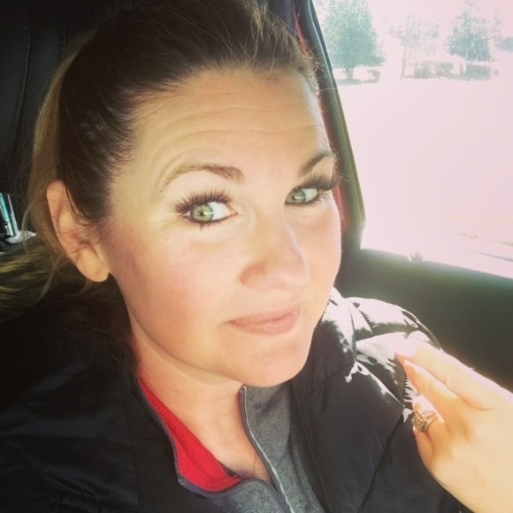 Profile Picture of Normandi Eve (@normandieve) on Poshmark