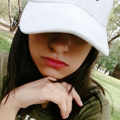 Profile Picture of Yazmin Castillo (@yaz_estefania) on Twitter