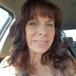 Profile Picture of Micki jackson (@mickijackson) on Instagram