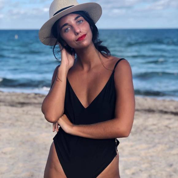 Profile Picture of Belen Occhipinti (@belenocchipinti) on Poshmark