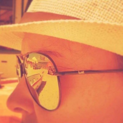 Profile Picture of Tânya Silva (@oficial_tanya) on Twitter