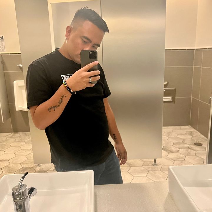 Profile Picture of kelvinblaise (@kelvinblaiseee) on Tiktok