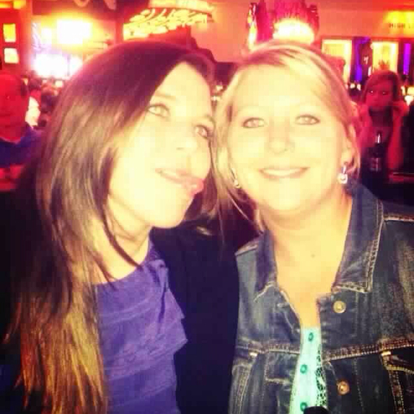 Profile Picture of Alex Herrington (@alexwhitney8877) on Poshmark