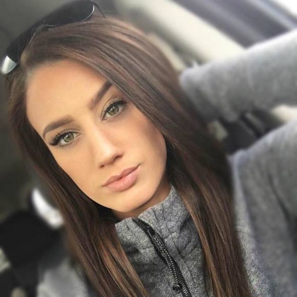 Profile Picture of Margo Follbaum (@margofollbaum) on Poshmark